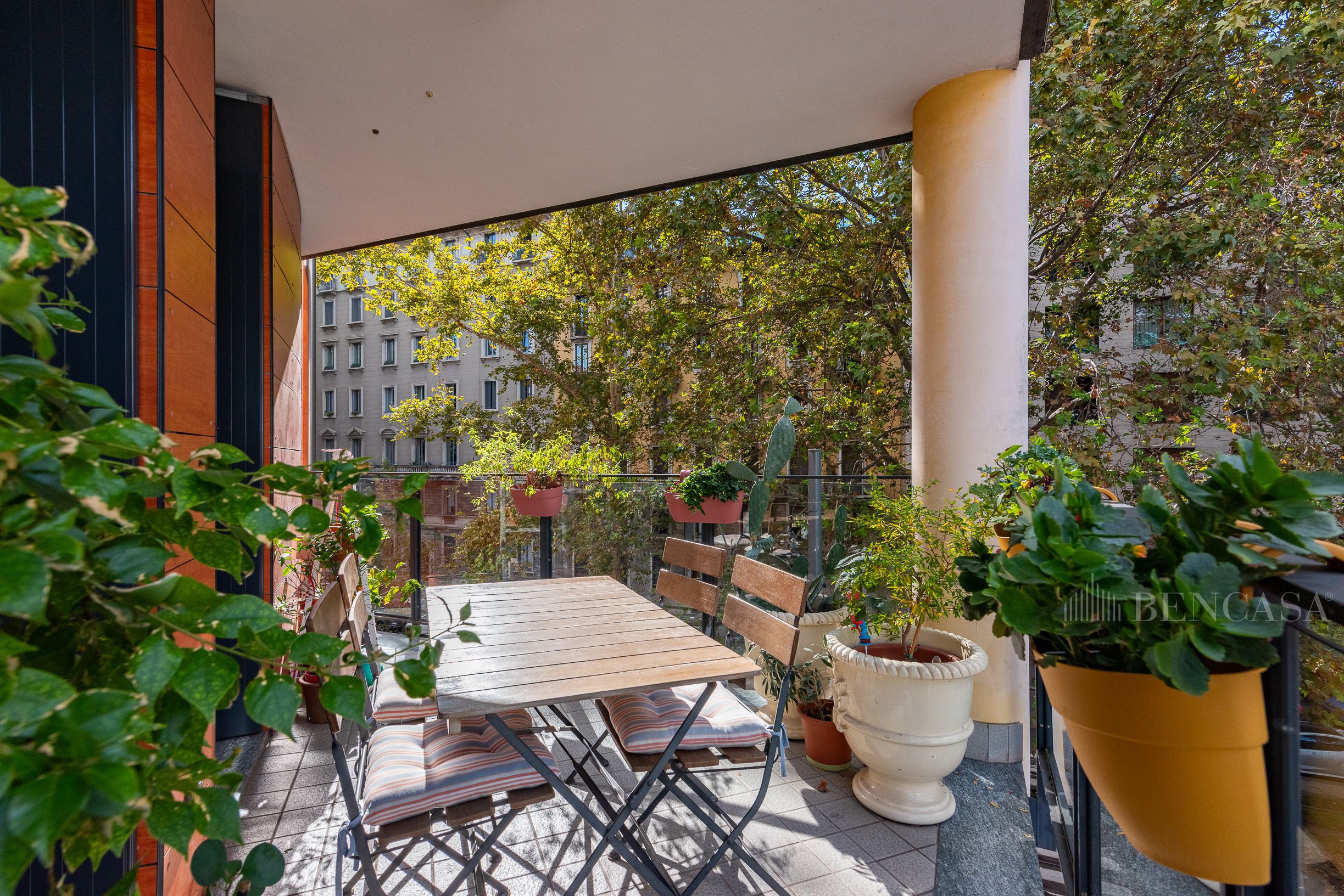 Milano Viale Premuda Vendesi Bilocale con Terrazzino