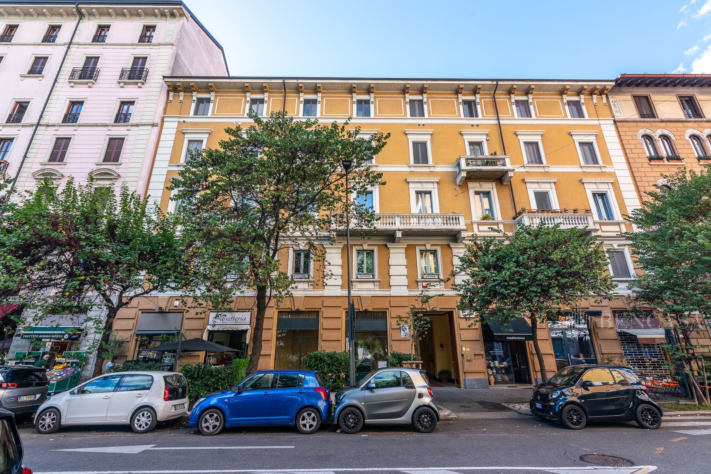 Milano Piazza Risorgimento Vendesi Trilocale Piano Alto